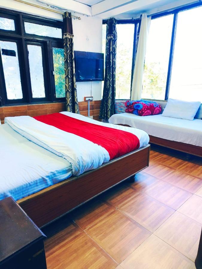 Hotel Holiday Dalhousie - Near Ghandhi Chowk Mall Road 外观 照片