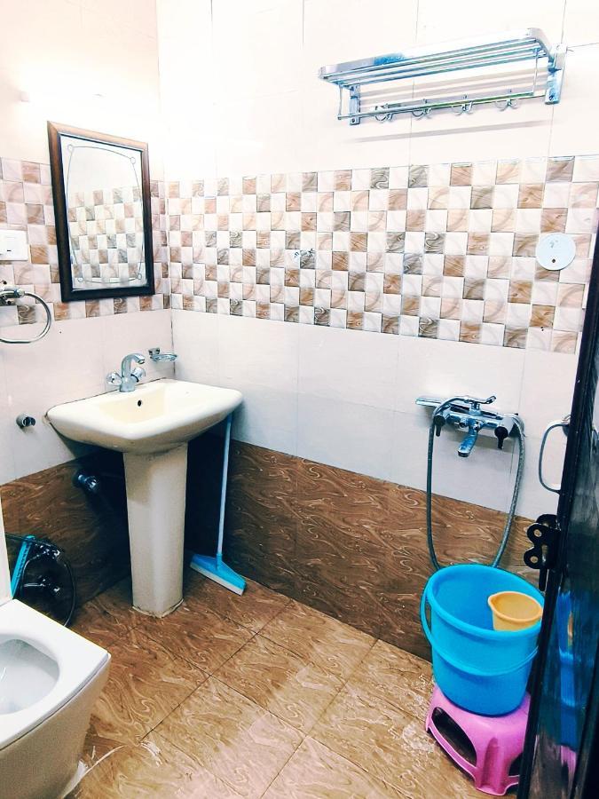 Hotel Holiday Dalhousie - Near Ghandhi Chowk Mall Road 外观 照片