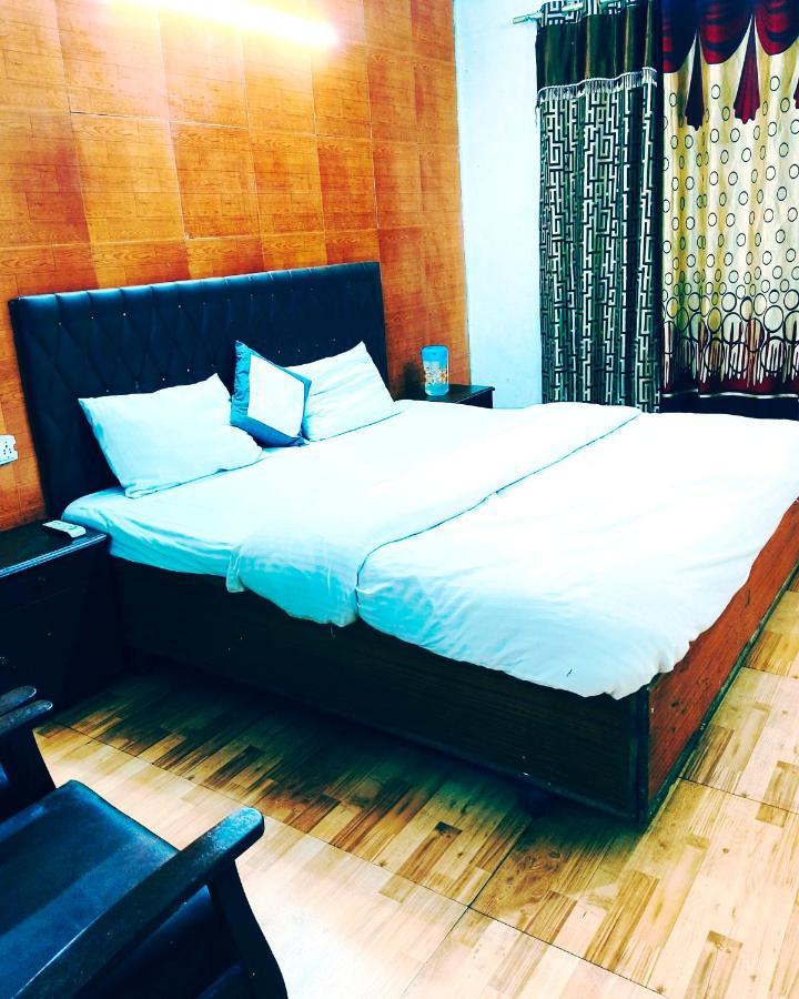 Hotel Holiday Dalhousie - Near Ghandhi Chowk Mall Road 外观 照片
