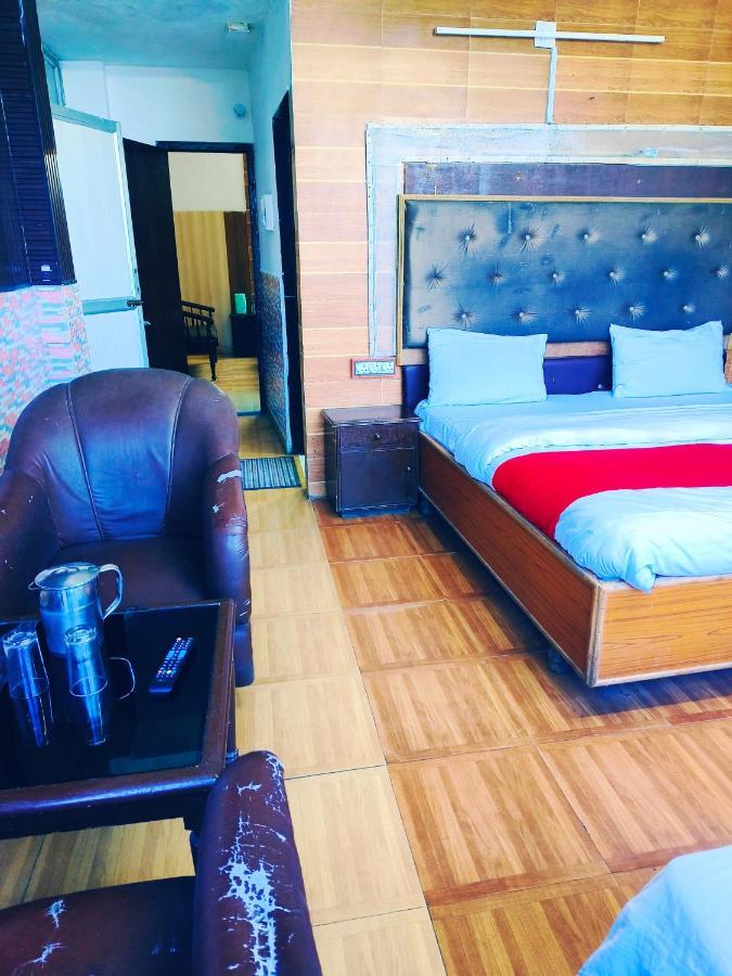 Hotel Holiday Dalhousie - Near Ghandhi Chowk Mall Road 外观 照片