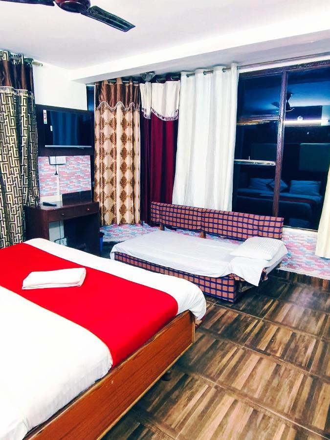 Hotel Holiday Dalhousie - Near Ghandhi Chowk Mall Road 外观 照片